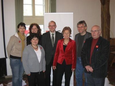 Die Delegierten aus Coesfeld mit Angelica Schwall-Düren, 3.v.r., und André Stinka, 4.v.r.