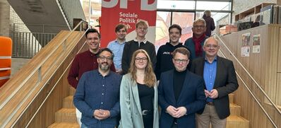 Gruppenbild von Delegierten der SPD Coesfeld mit Mitgliedern des Unterbezirks Vorstandes auf dem Parteitag am 8.11.2025